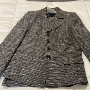 Women’s skirt and jacket suit. Like new
